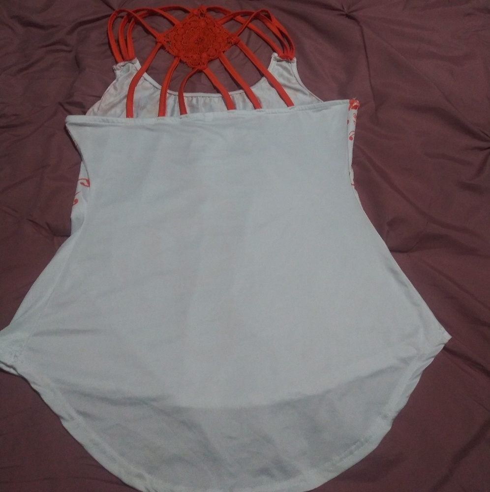 Top - Picture 2 of 2